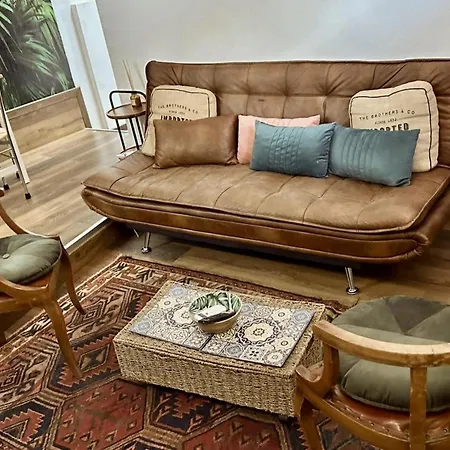 Jungle Fever تورينو